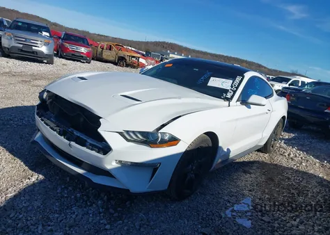 2020 Ford Mustang Ecoboost Fastback z USA, uszkodzony, nr VIN 1FA6P8TH8L5145533